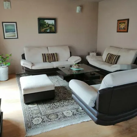 Obiteljska Kuca Apartment