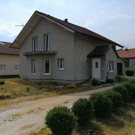 Obiteljska Kuca Apartment Livno